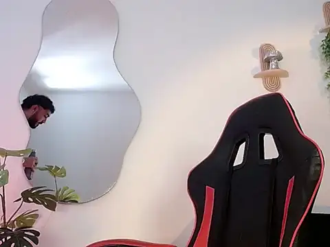 Pokazy przed kamerką – nate_rott