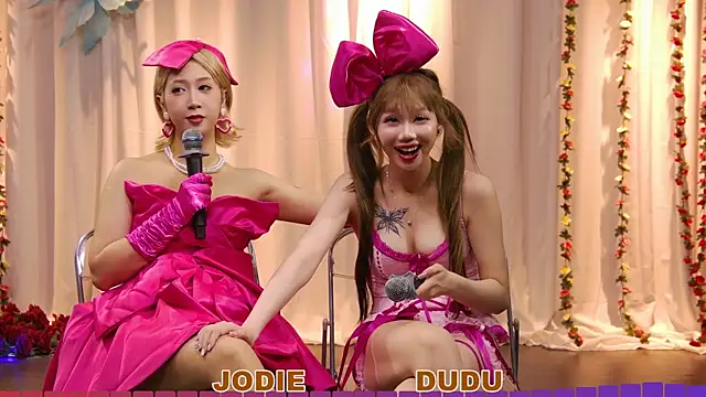 yznt-dudu Adlı Modelin Canlı XXX Sohbeti