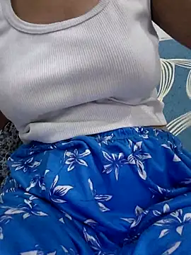 Onlyfordarlings Adlı Modelin Canlı XXX Sohbeti