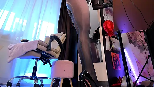 MissClairDeLune élő XXX-chatje