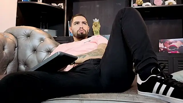 matteosantos লাইভ XXX চ্যাট