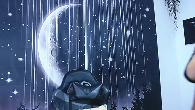 Hikaryfire live XXX chat