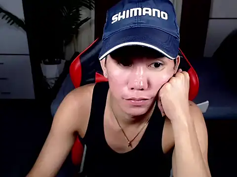 drinkmycumxのウェブカメラショー