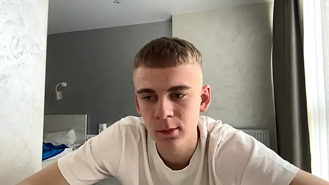 SoloFury Chat XXX in diretta