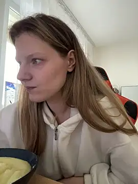 MaryHiggins Live XXX-Chat