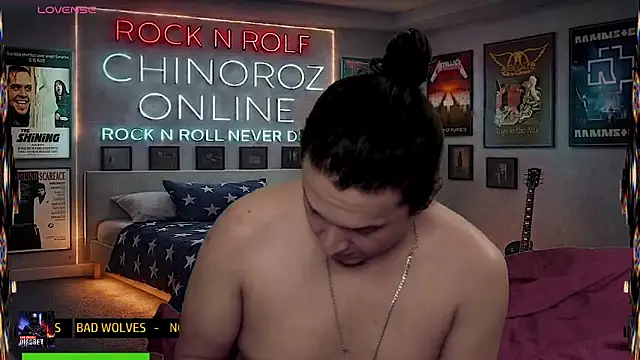 chino_roz Chat XXX in diretta
