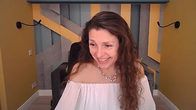 EllaLong: απευθείας συνομιλία ΧΧΧ