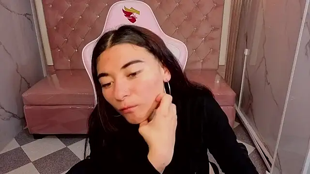 Онлайн чат XXX Erika_Suarez_b