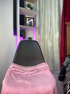 แชท XXX สดของ Jenifer_Lux