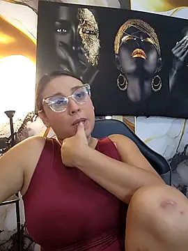 Онлайн чат XXX LizzRouse