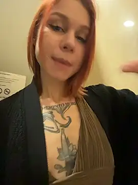 RosieSecret Show in webcam