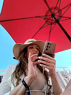 Luna_Kitanna live XXX chat