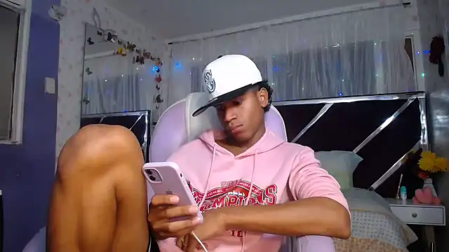 Santy_bigcock_01 웹캠 쇼