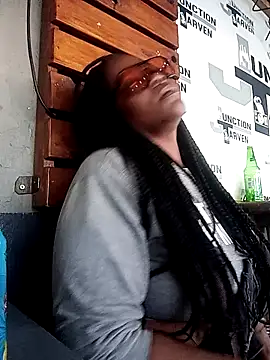 SQUITBOOTY Live XXX-Chat