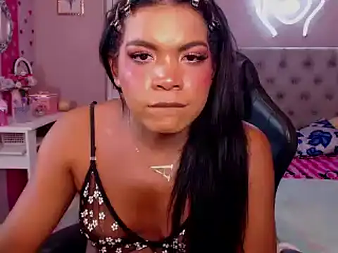 Pokazy przed kamerką – alexa_rodriicum