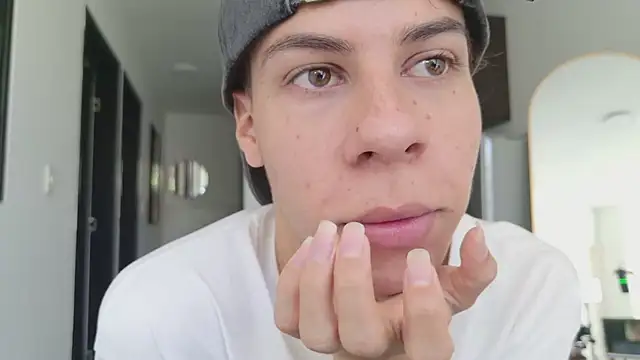 grey___27 라이브 XXX 채팅