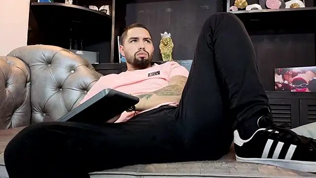 matteosantos' Webcam Show