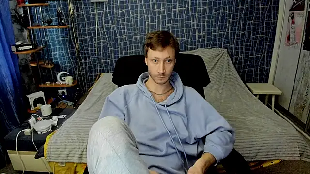 XXX chat uživo modela CuteBoy228
