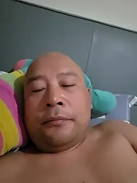 123wcnmlgb123 在線直播表演