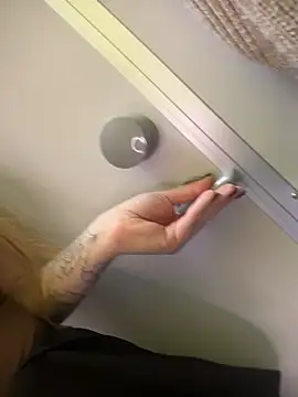 Liza_risky's Live XXX Chat