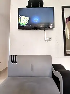 Hiroshi_Shen Pertunjukan Webcam