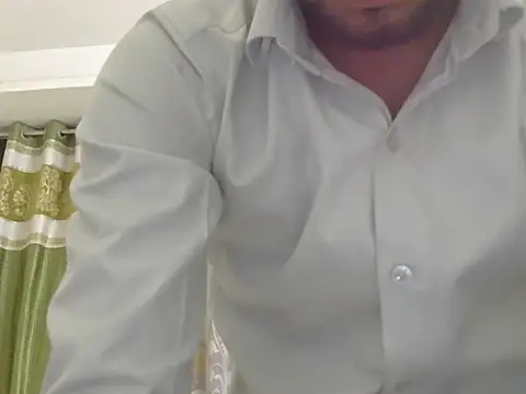 Stubborndesiboy's Live XXX Chat