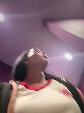 SheenaBrooke Show in webcam