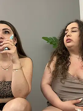 CurlyMaddie – webcam-show