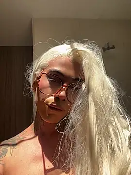 Pokazy przed kamerką – miss_tatiana_