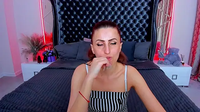 Rebecca_Diamondn Live XXX chat