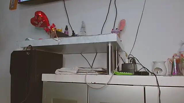 meli_jones69: онлайн-секс-чат