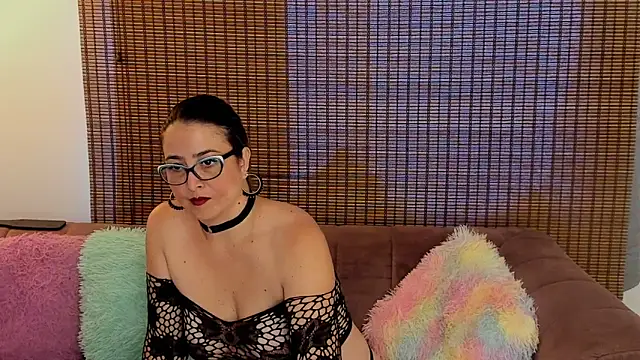 ariana_cross' Live XXX Chat