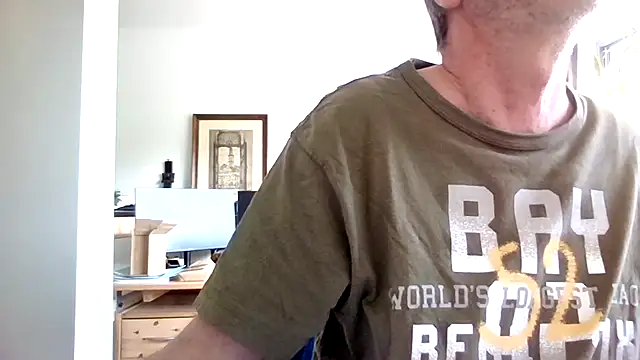 HotLucas66: онлайн-секс-чат