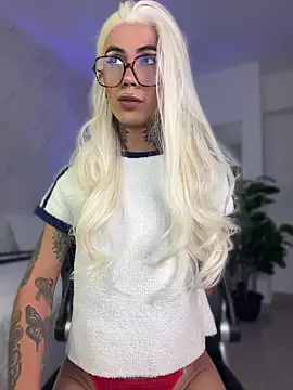 miss_tatiana_'s Webcam Show