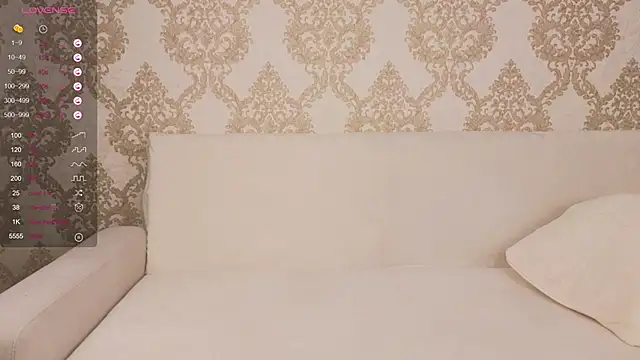 foxy_bloomm's Live XXX Chat