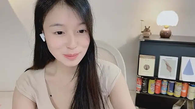 Chatroom XXX en direct de Onechestnut