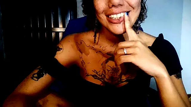 Submersidollxn Live XXX chat