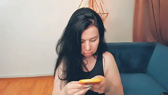 Show modela BrilliantGirll na web-kameri