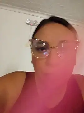 LizzRouse Adlı Modelin Canlı XXX Sohbeti