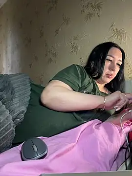 Naughtbaby_2025 – Live XXX-chat