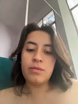 Antonella_Julieta Show Webcam