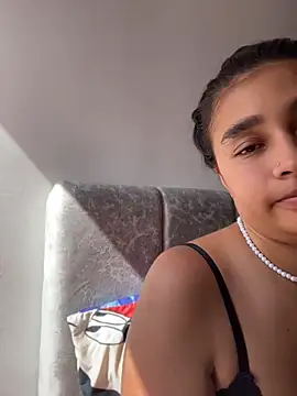 I_Samanthaa – Live XXX-chat