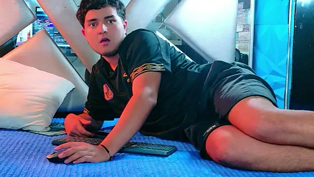 Sembang XXX Secara Langsung Oliver_Jamees