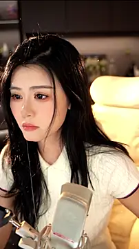 Seraphinei 网络视讯表演