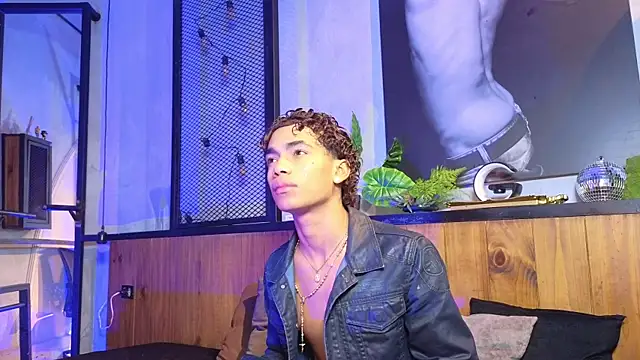 AlanCutee Pertunjukan Webcam