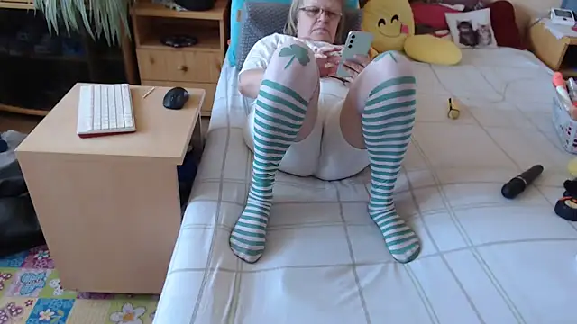 Dorina live XXX chat