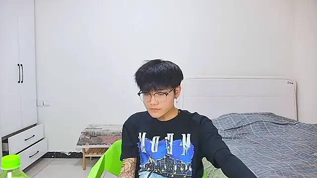 Онлайн чат XXX KK-cuteboy