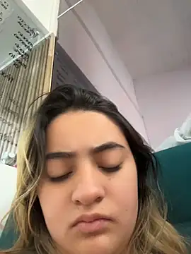 Show de Antonella_Julieta na webcam