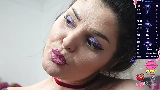 LexyRene Adlı Modelin Canlı XXX Sohbeti