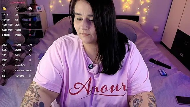 دردشة naughtykiss الجنسية المباشرة